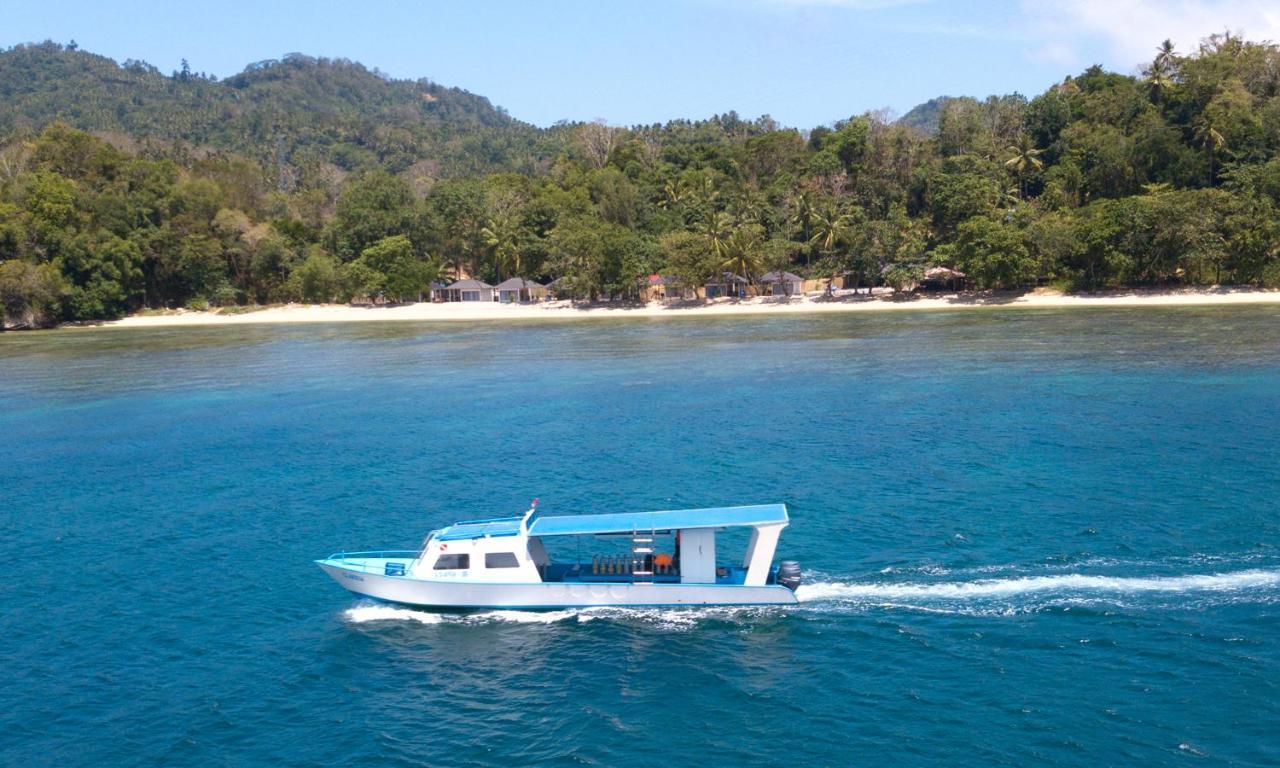 White Sands Beach Resort Lembeh Bitung ภายนอก รูปภาพ