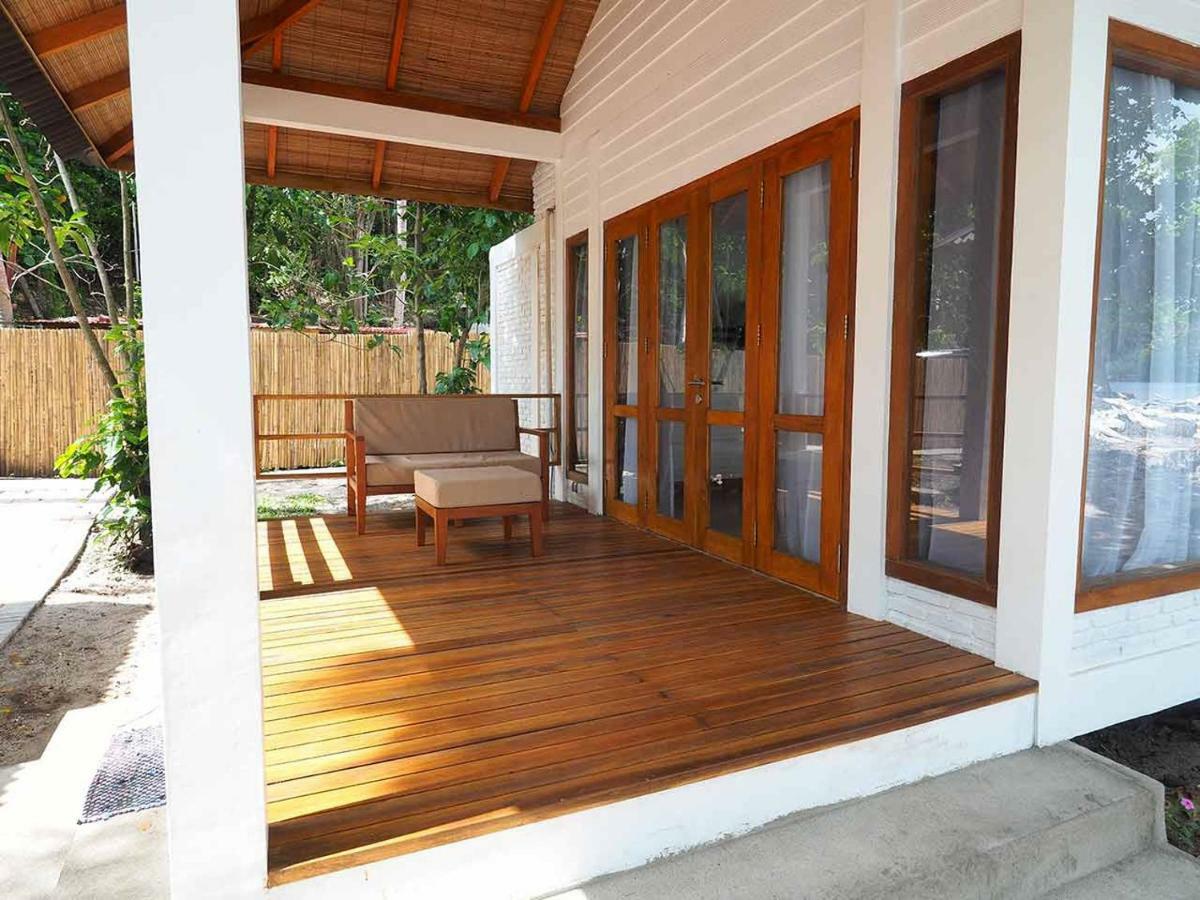 White Sands Beach Resort Lembeh Bitung ภายนอก รูปภาพ